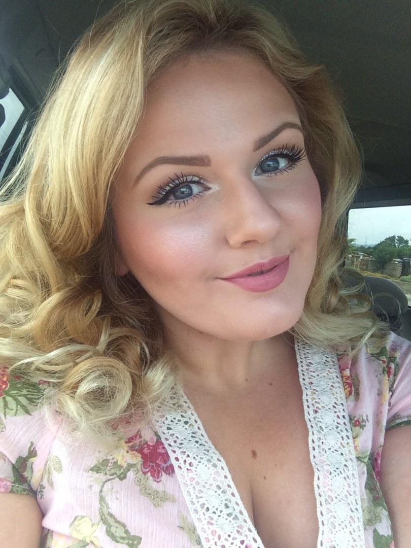 EllaX2 aus Limburg,Niederlande