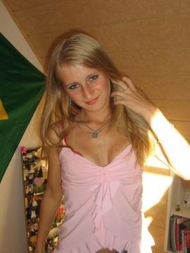 HotThirza aus Noord-Brabant,Niederlande